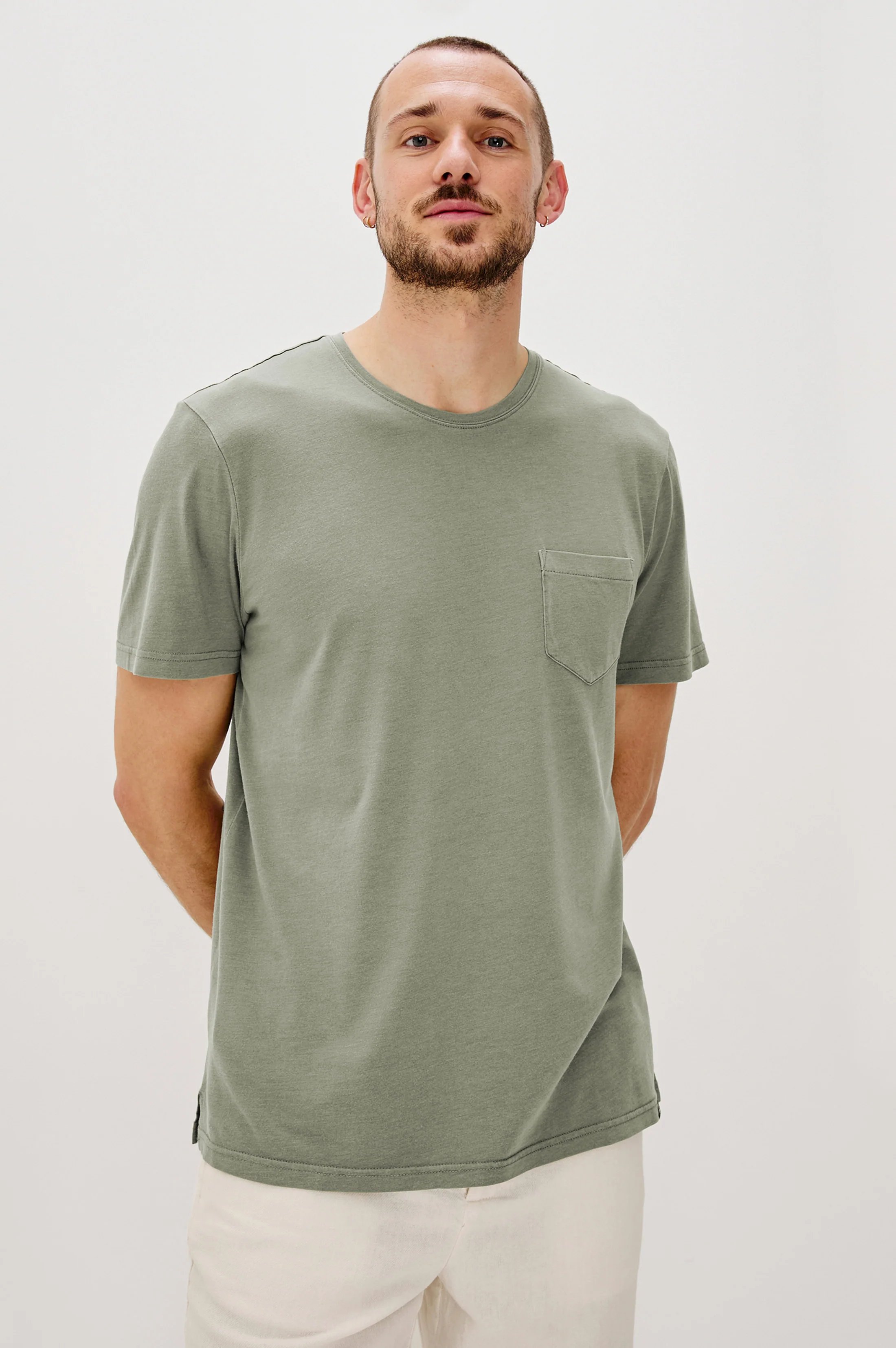 JOHNNY T-SHIRT - OLIVE