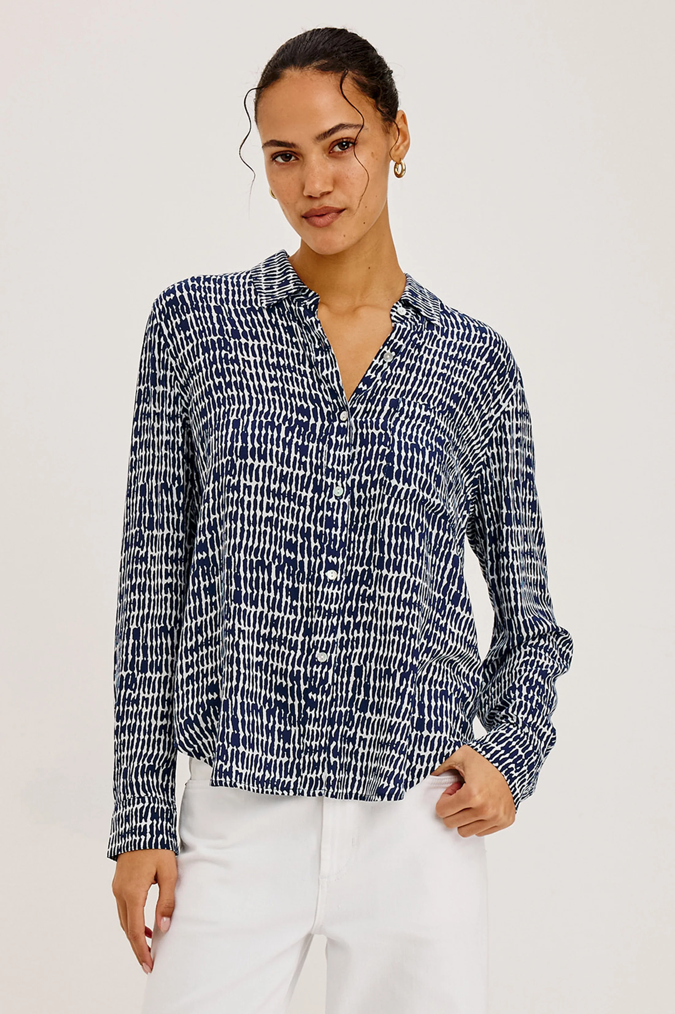 JOSEPHINE SHIRT - NAVY PEBBLED - Image 2