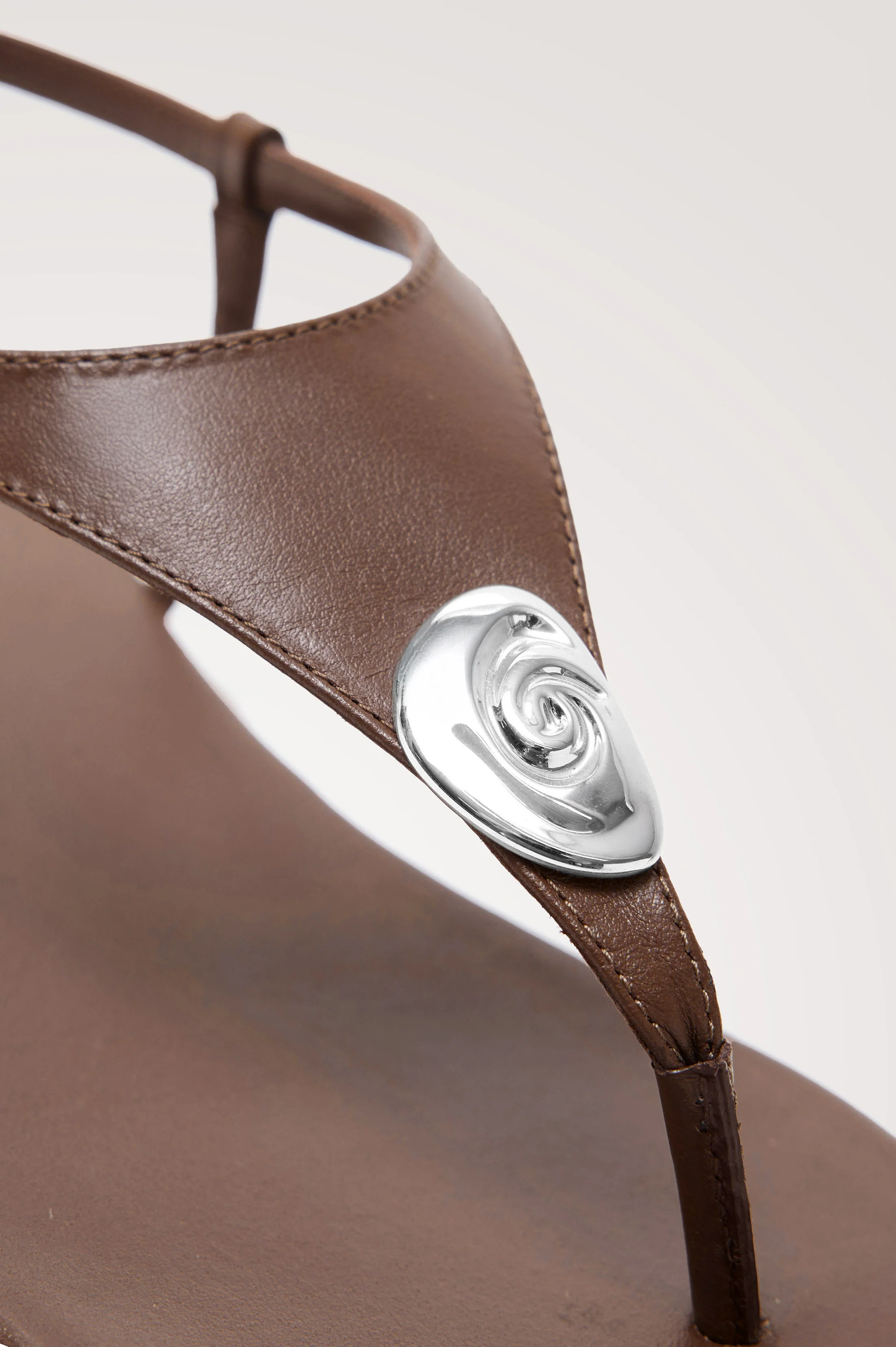 LAGOS SANDAL - DARK BROWN LEATHER - Image 2