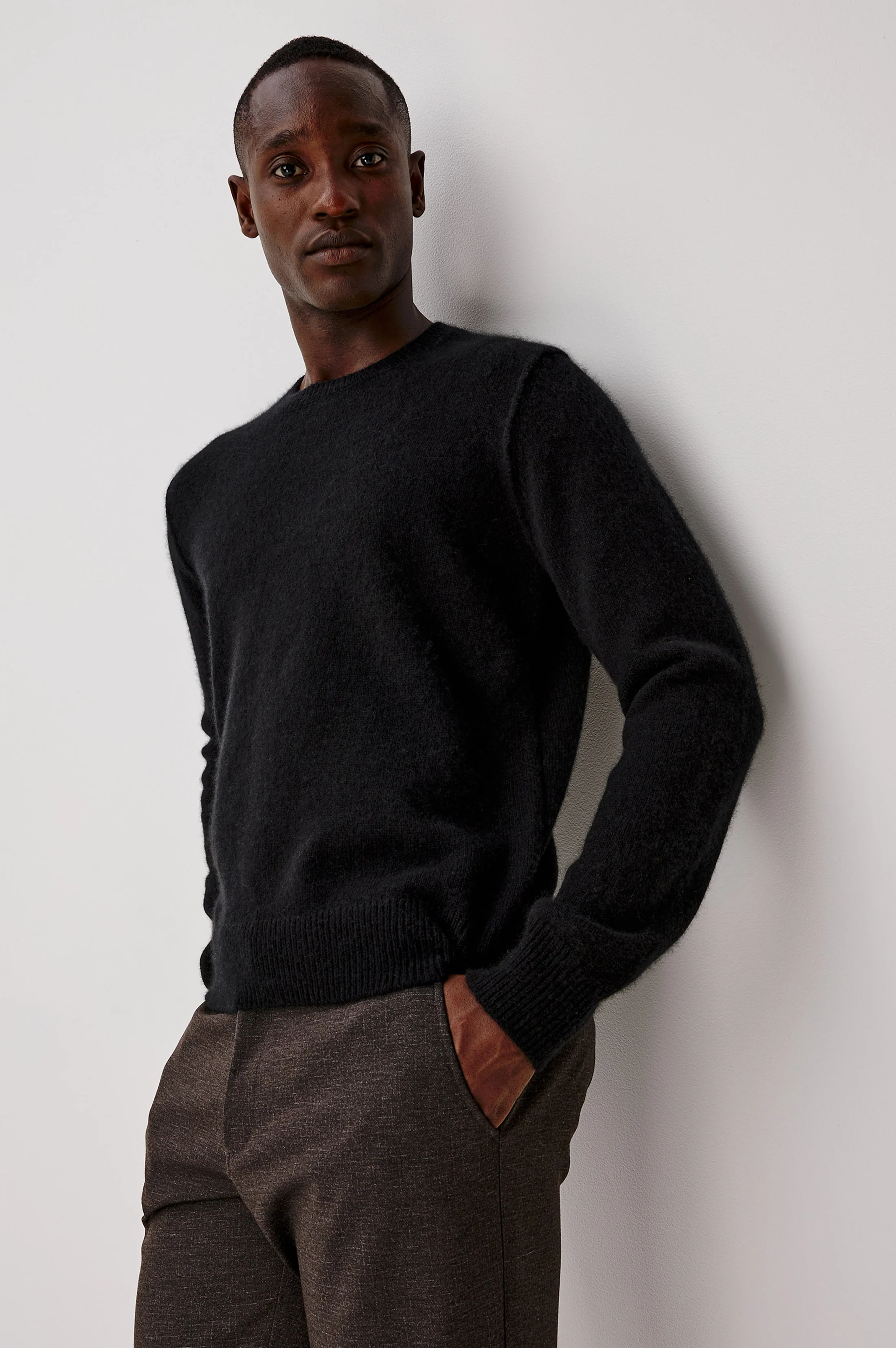 LAURENT SWEATER - BLACK