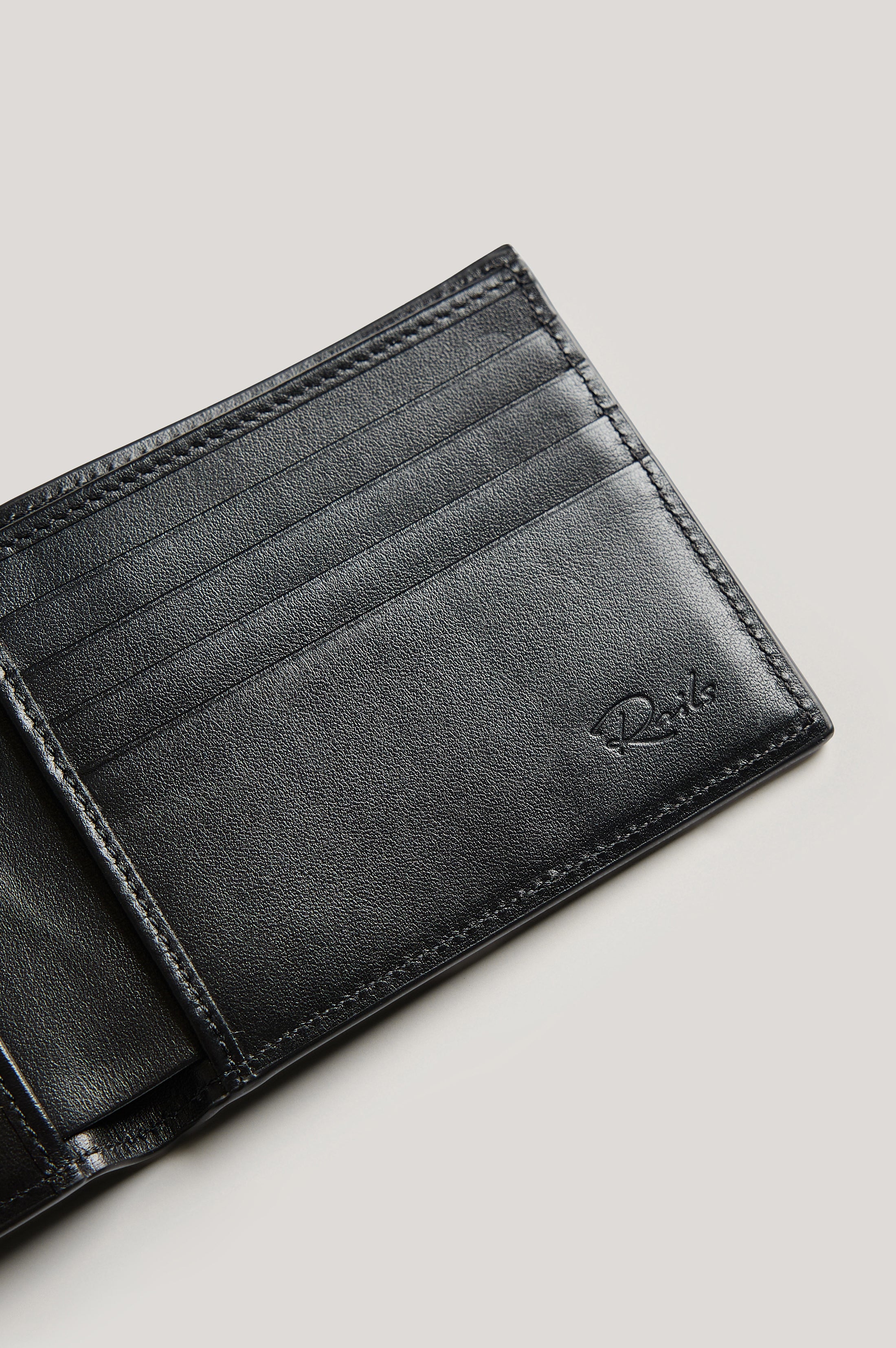LEATHER BILLFOLD WALLET - BLACK - Image 3