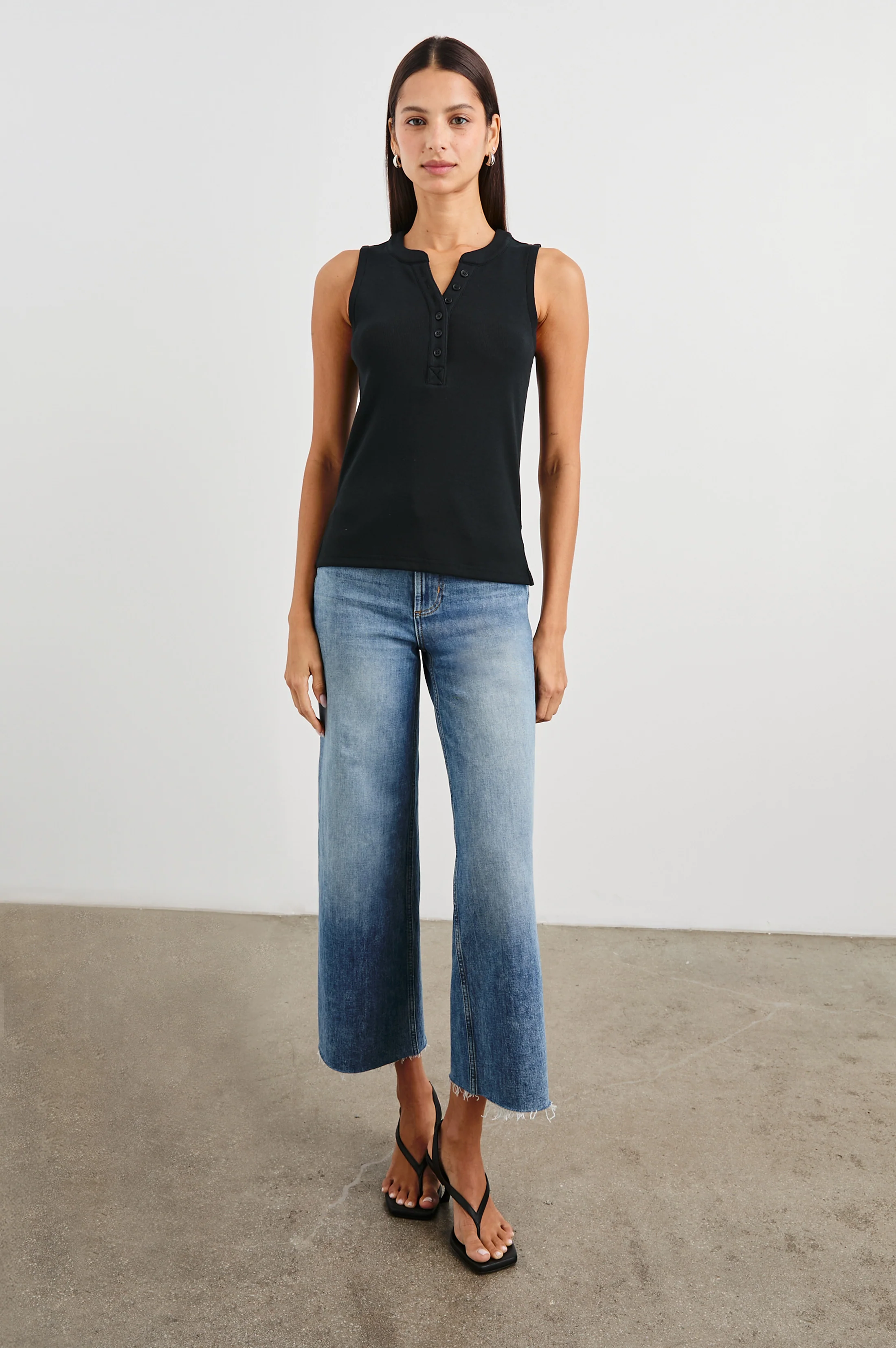 MAYLA TOP - BLACK - Image 3