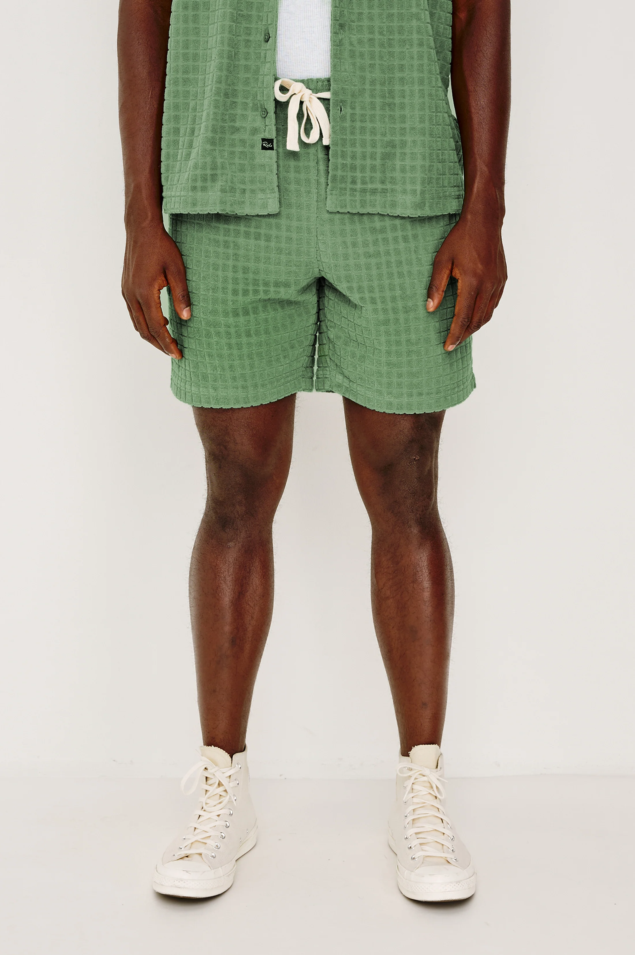 NOVA SHORT - GREEN BAY GRID