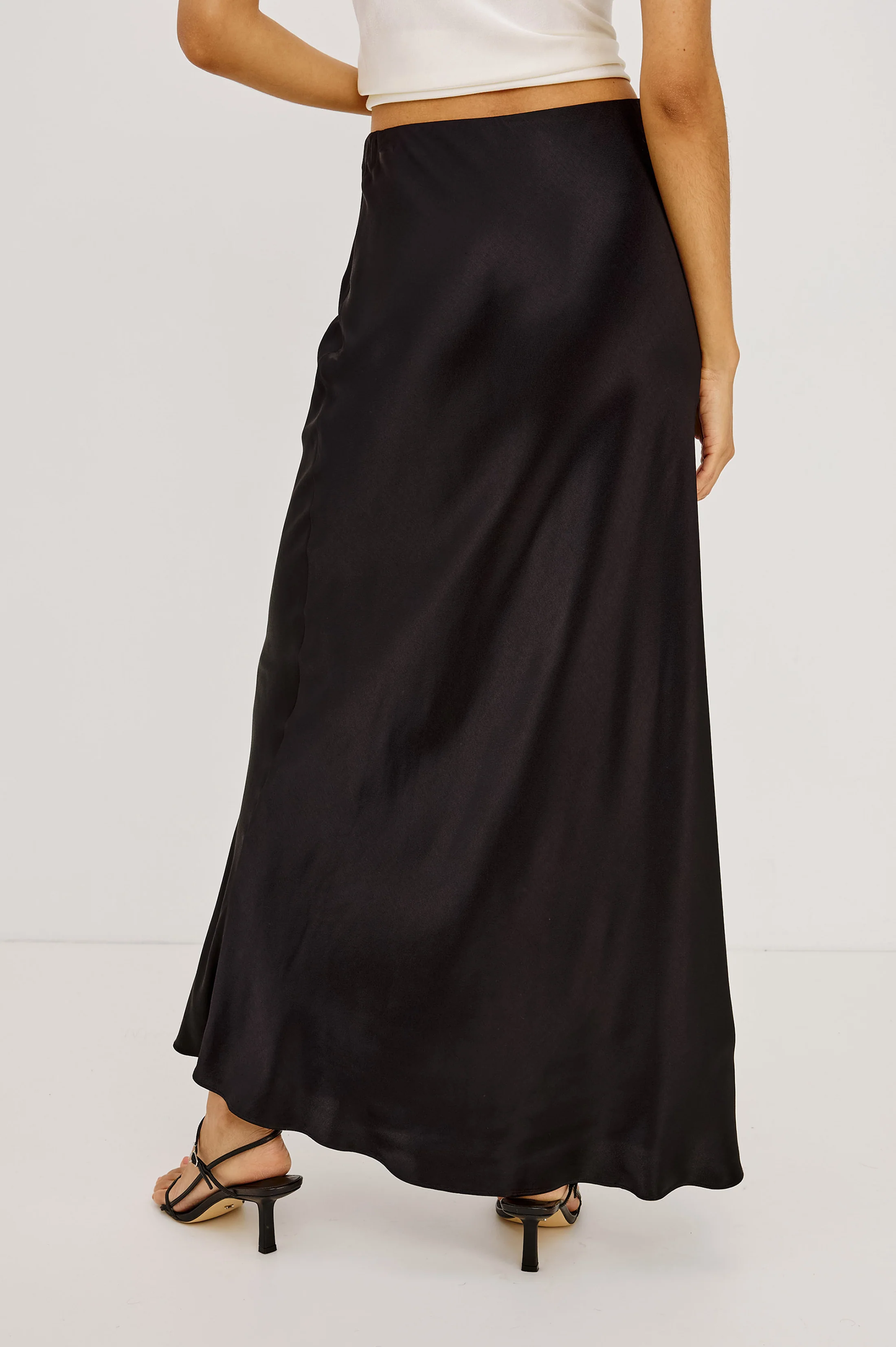 ROMINA SKIRT - BLACK - Image 4