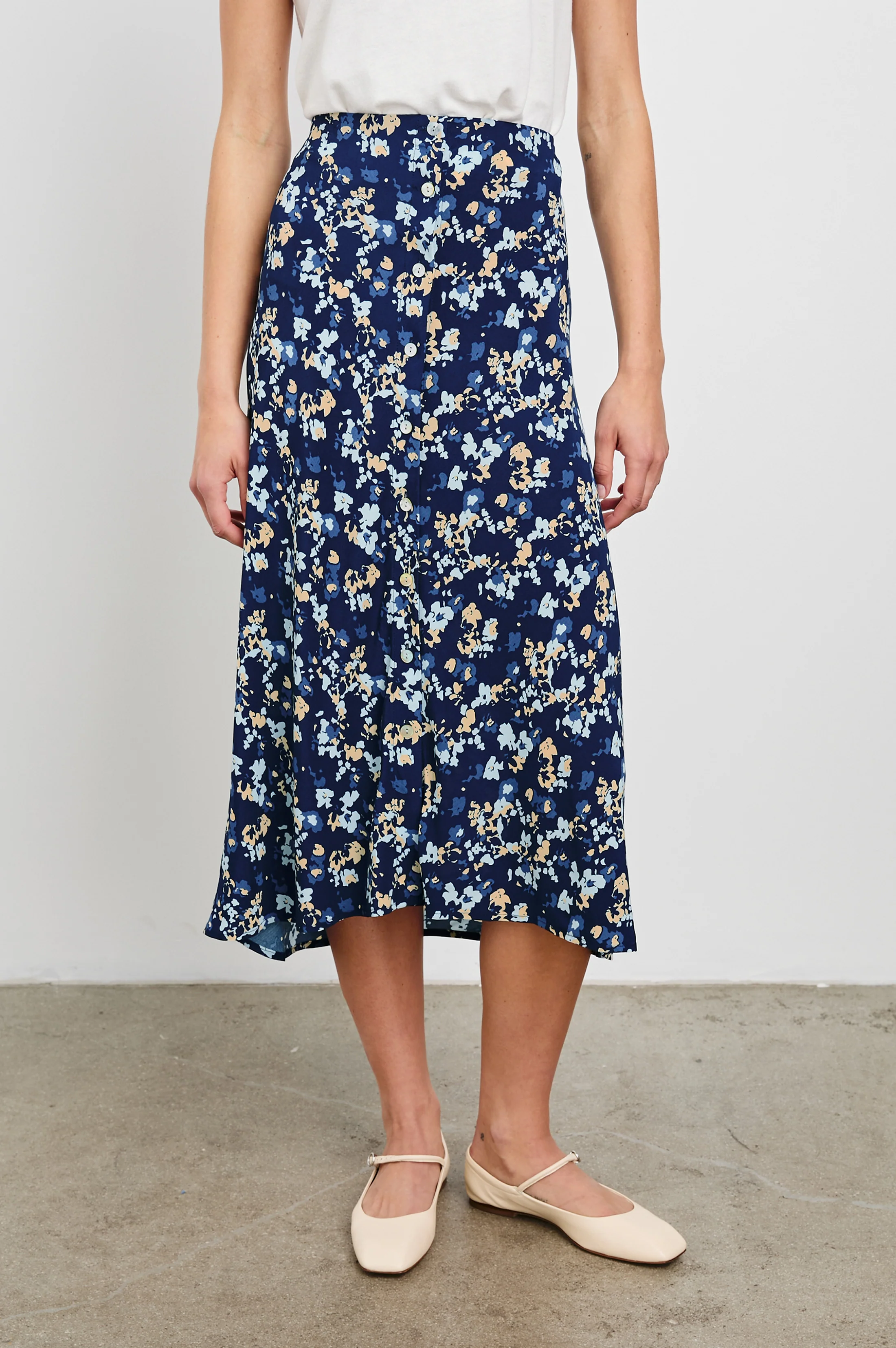 ROSETTA SKIRT - NAVY FLORA - Image 3