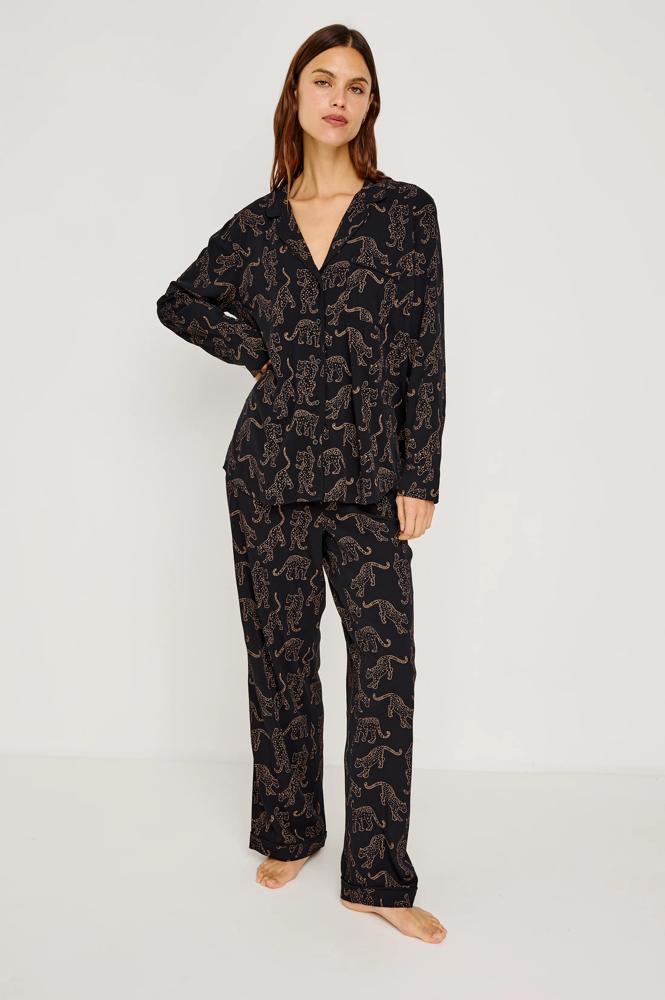 VARRA PAJAMA SET - TAN JAGUARS - Image 4