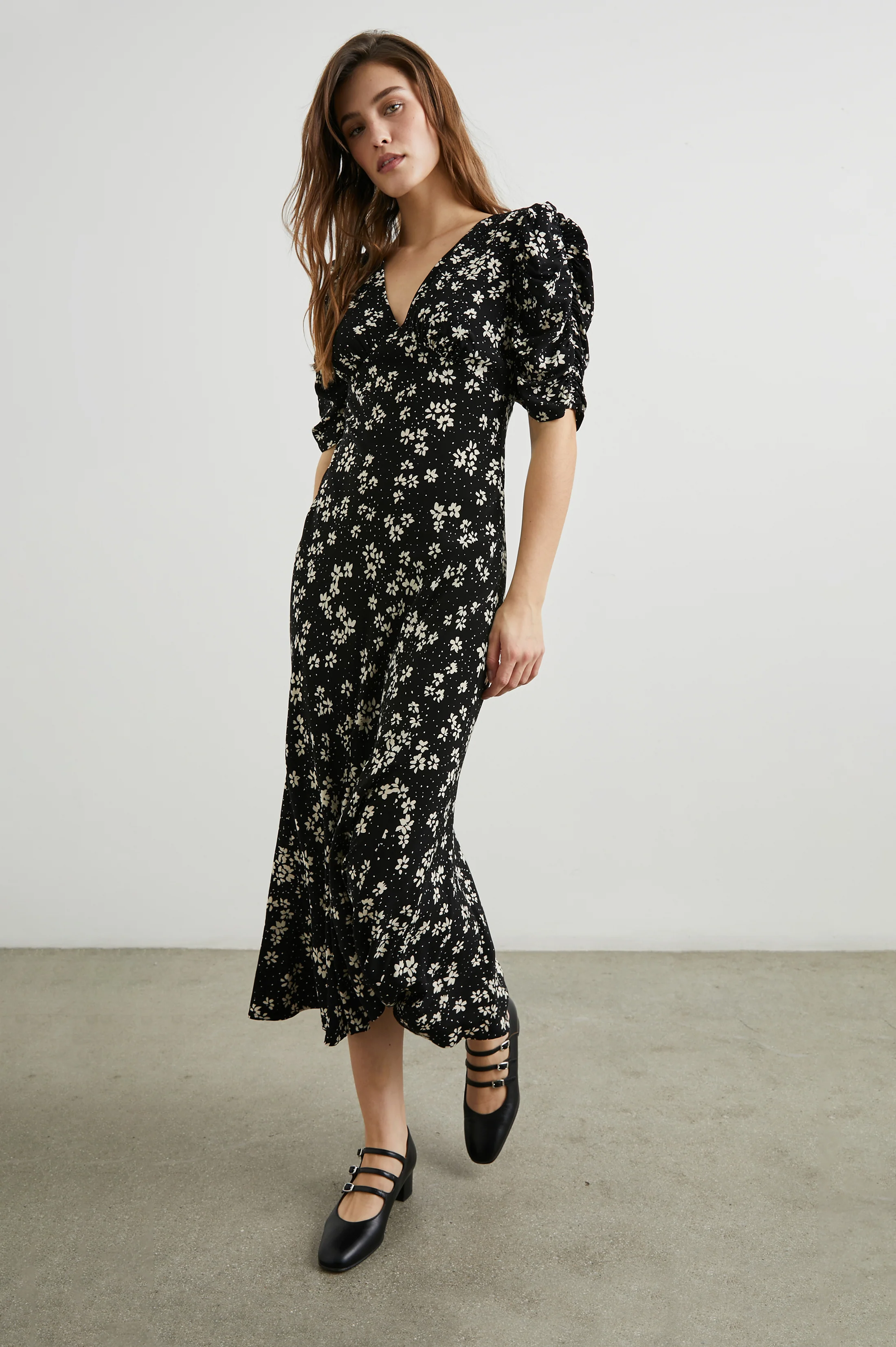ZARIAH DRESS - NOIR FLORAL - Image 2